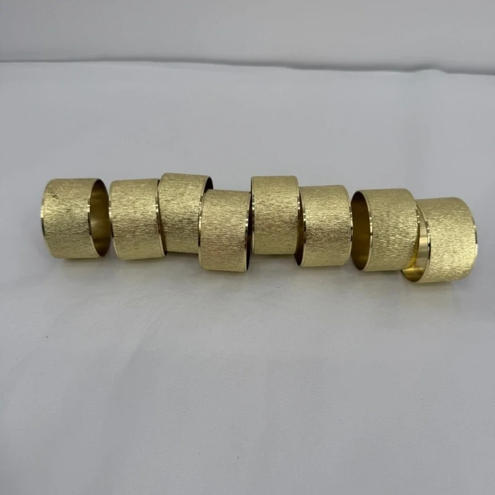 Napkin Ring‎ Set Gold Textured Brushed Metal 8 Piece Dining Elegant Sparkly